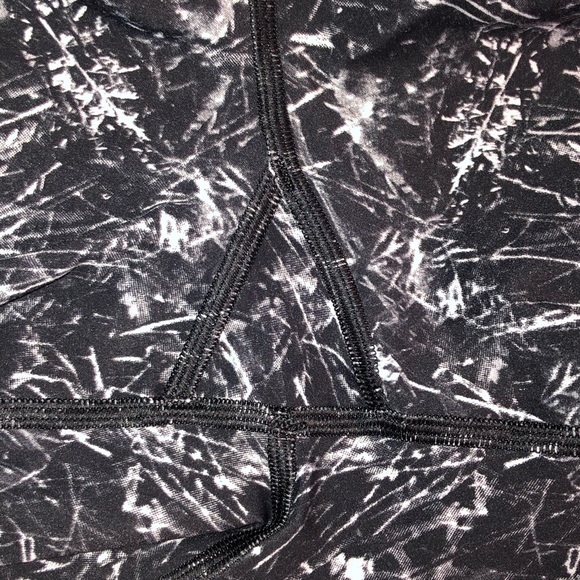 Lululemon size 10 Legging - Picture 8 of 8